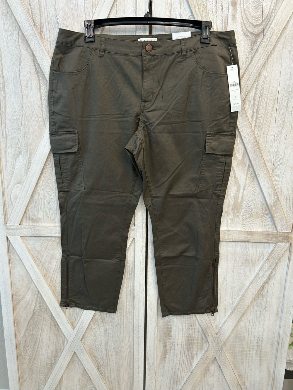 Coldwater Creek Olive Green Cargo Pants